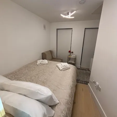 منزل للإقامة To Rent In Modern House,central Location دبلن